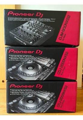 2x Pioneer CDJ-2000 Nexus2 & 1x PIONEER DJM-900 Nexus2 